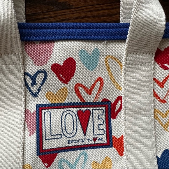 Brighton red white and blue Heart Canvas Totes - Picture 5 of 16